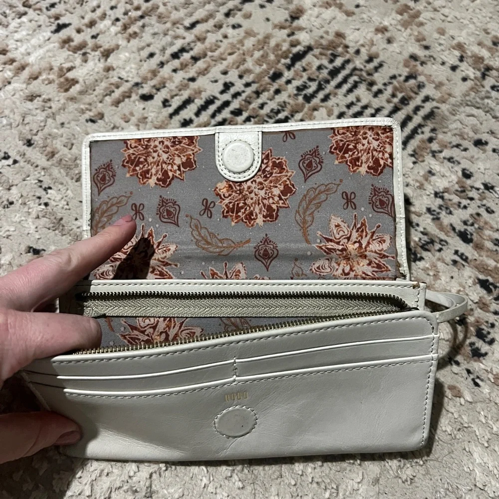 HOBO Wallet - Picture 2 of 3